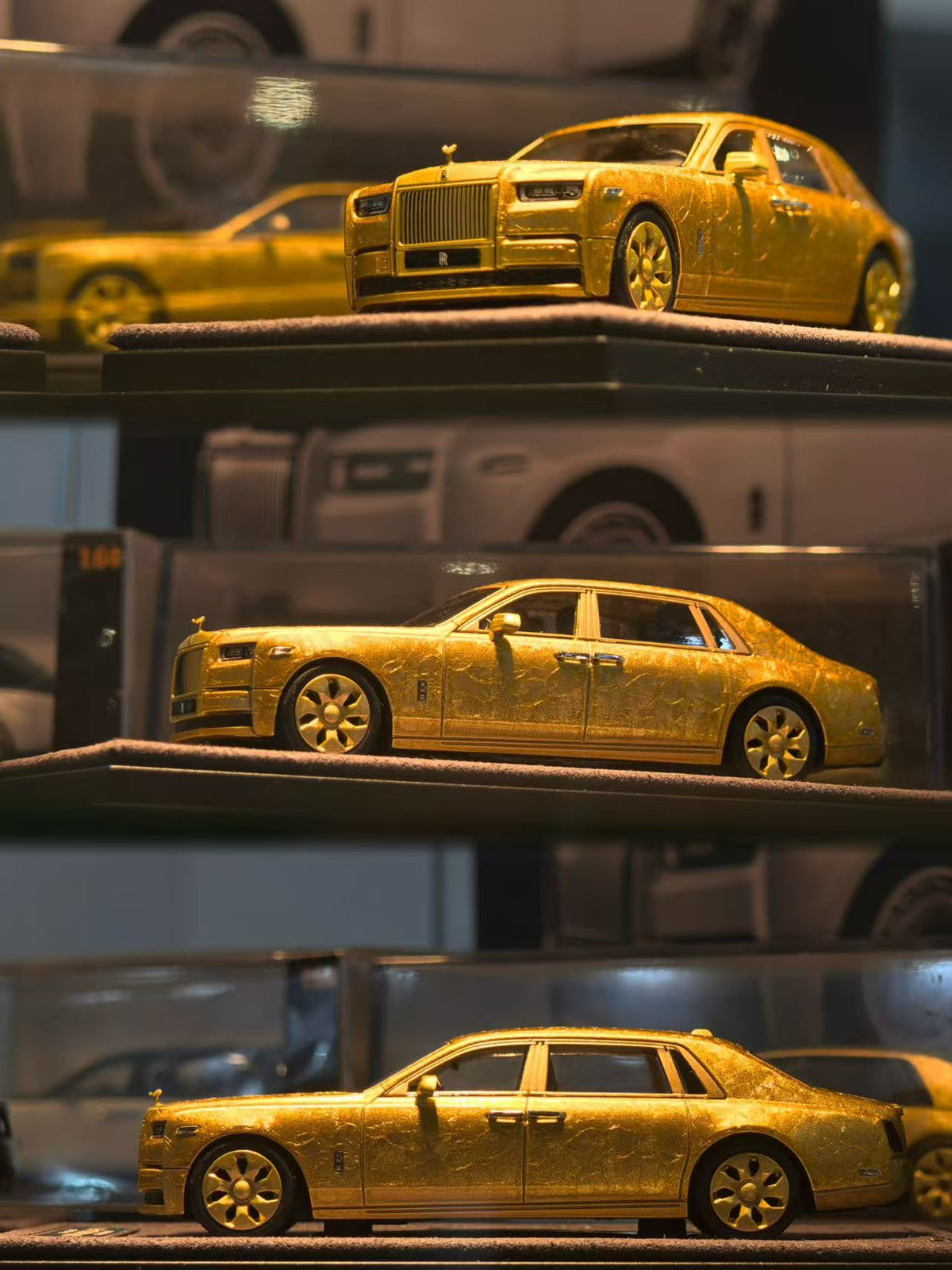 [Preorder] BANANA 1:64 Phantom EWB Version