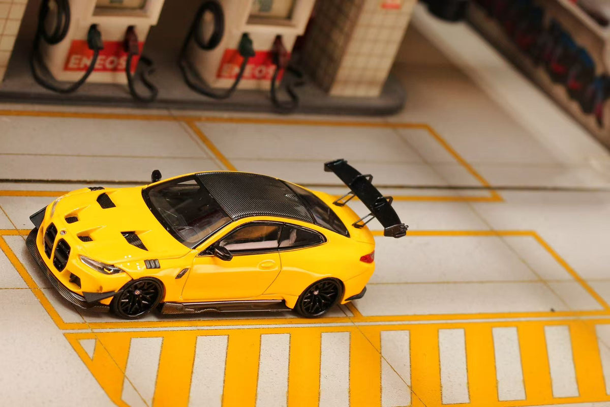 [Preorder] Street Weapon 1:64 BMW G82 M4 Widebody Yellow
