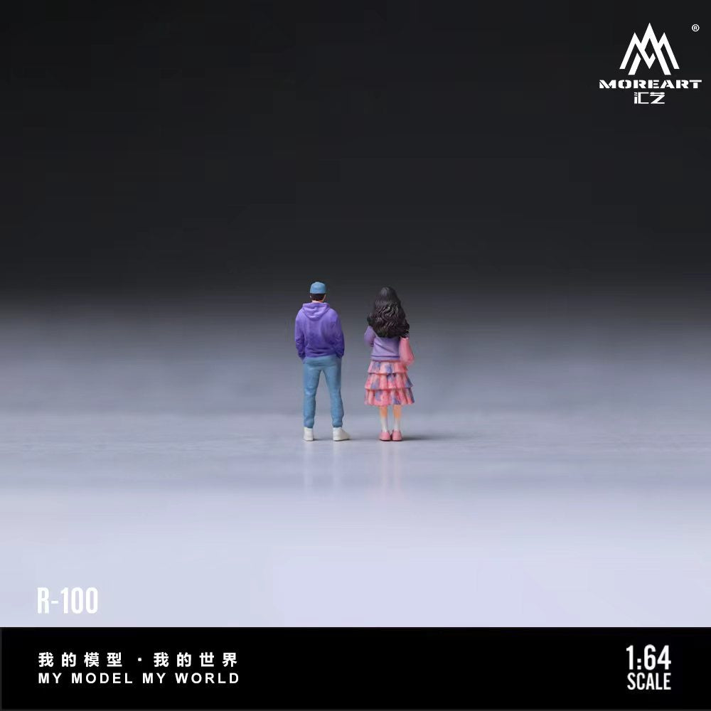 [Preorder] MoreArt 1:64 STREET CASUALPET WALKING COUPLE FIGURE SET MO223100