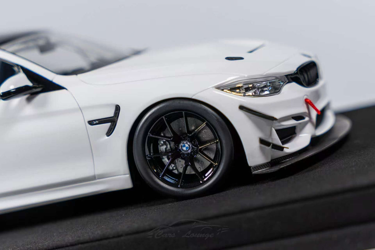 Car's Lounge 1:18 BMW M4 GT4 EVO (2 Versions)
