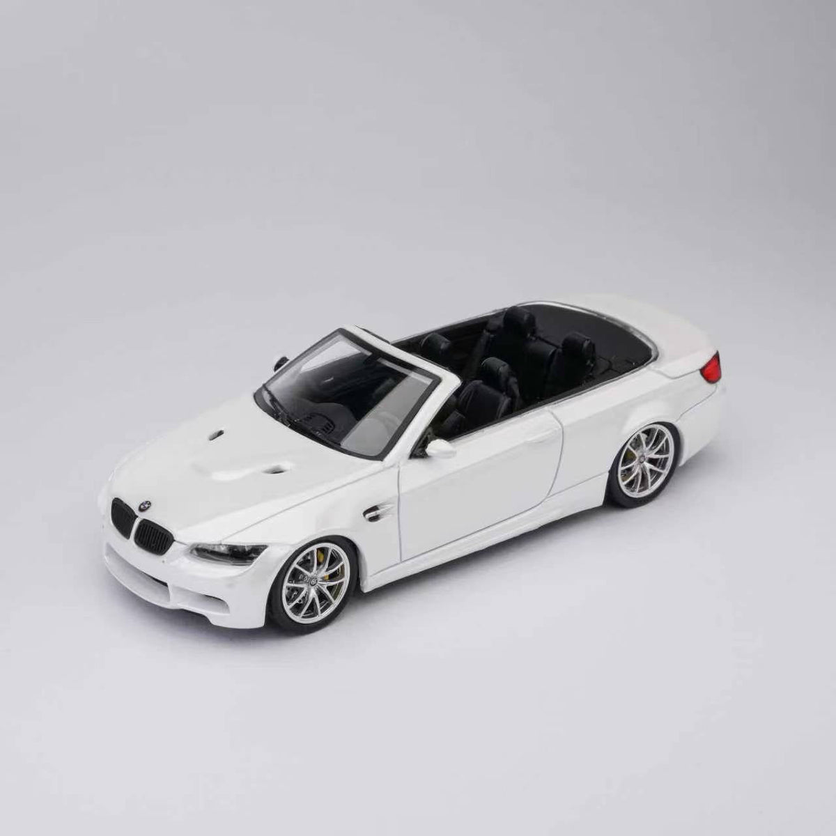 [Preorder] Fine Model 1:64 BMW M3 E93 (4 Colours)