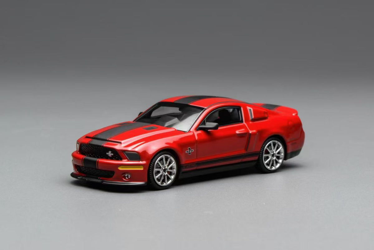 MOTORHELIX x Greenlight 1:64 Ford Mustang Shelby GT500 Super Snake 2007  (2 Colours)