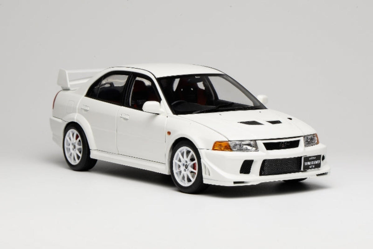 MOTORHELIX 1:18 Mitsubishi Lancer Evolution VI (6.5) (2 Colours)