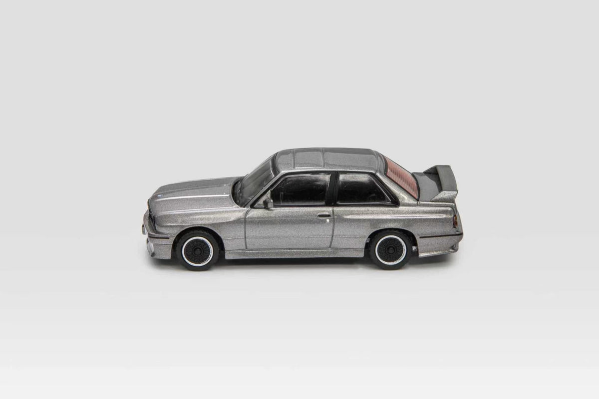 [Preorder] Shadow 1:64 BMW M3 E30 (3 Colours) LL-084-339/ LL-084-341/ LL-084-342