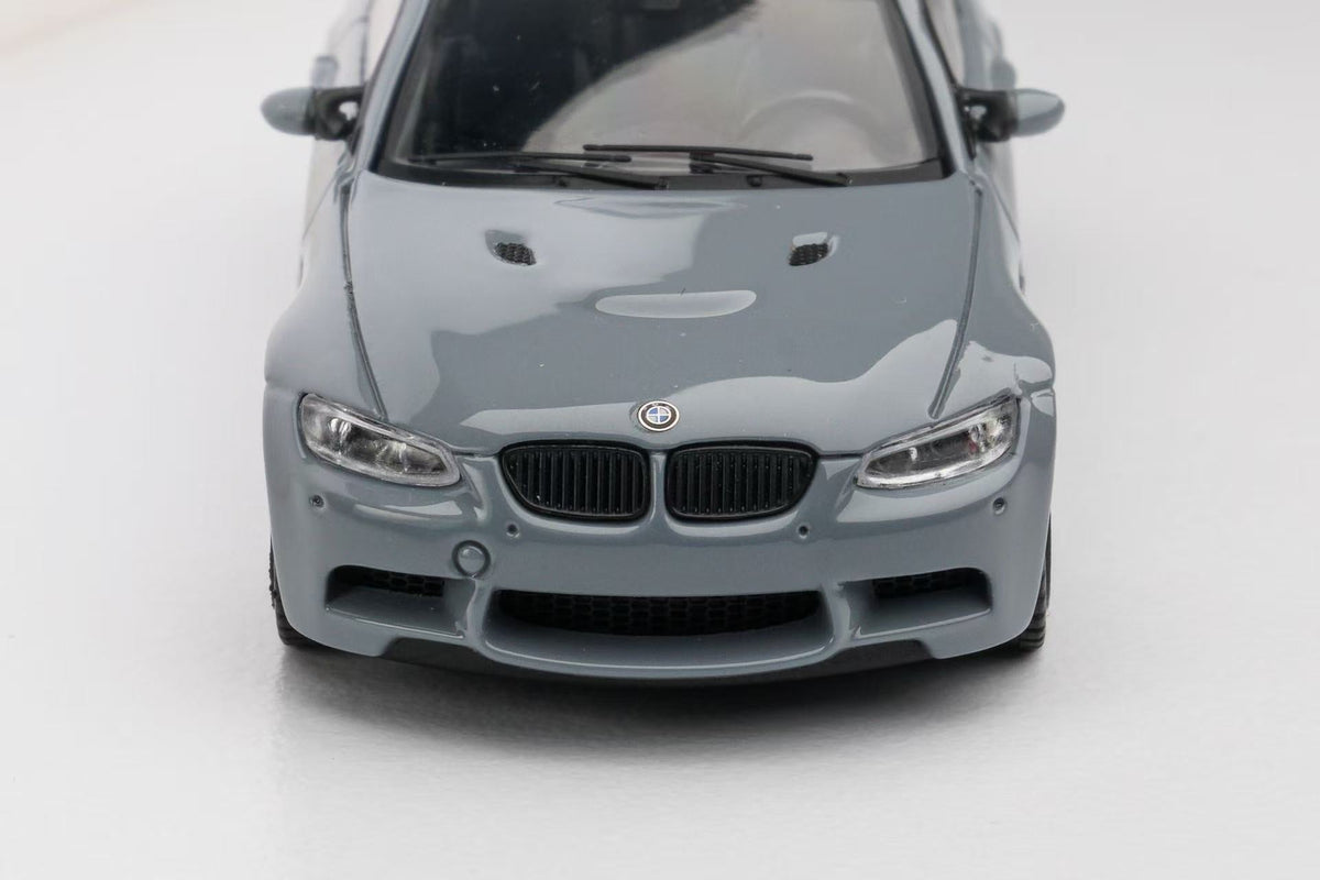 Fine Model 1:64 BMW M3 E92 (2 Colours)