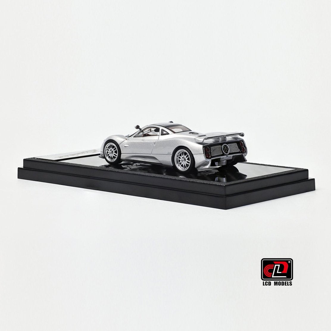 LCD 1:64 Pagani Zonda C12 LCD64044-SI