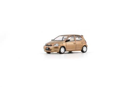 BM Creation 1:64 Toyota 1998 Echo / Vitz 5 Doors - Golden 64B0370