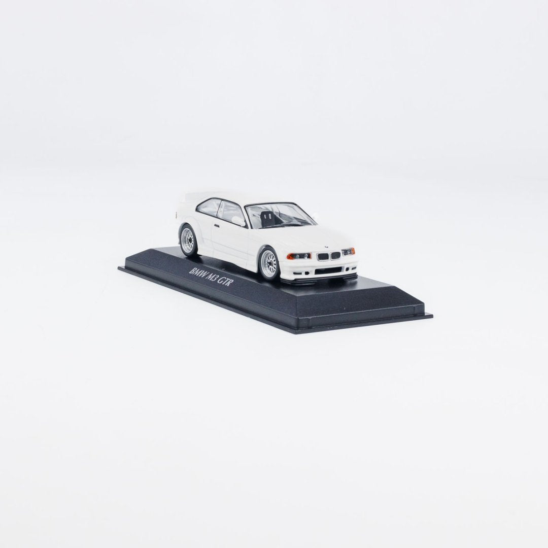 MINICHAMPS 1:43 BMW M3 E36 GTR - 1993 - WHITE 940023381