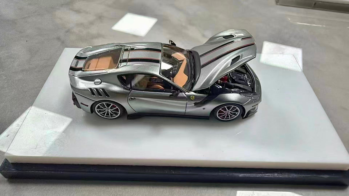 [Preorder] Strive Glow X Dmy 1:64 Ferrari F12 TDF Grigio Ferro