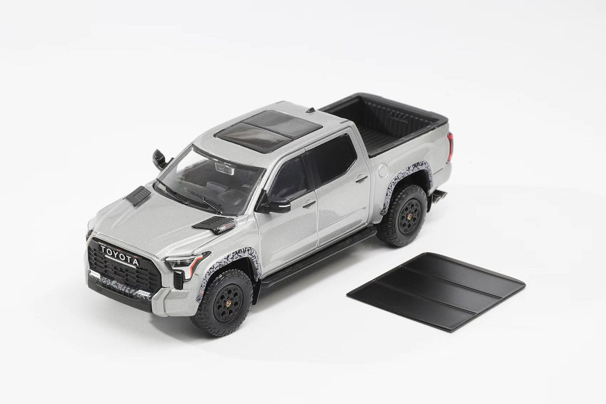 Shadow Pro 1:64 Toyota Tundra TRD PRO SILVER KS-064-562
