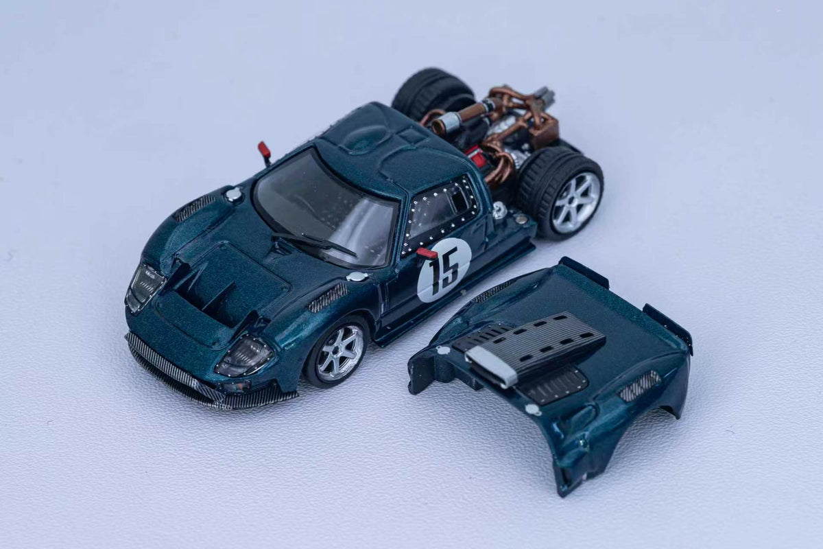 Rhino Model 1:64 Ford GT40 (2 Colours)