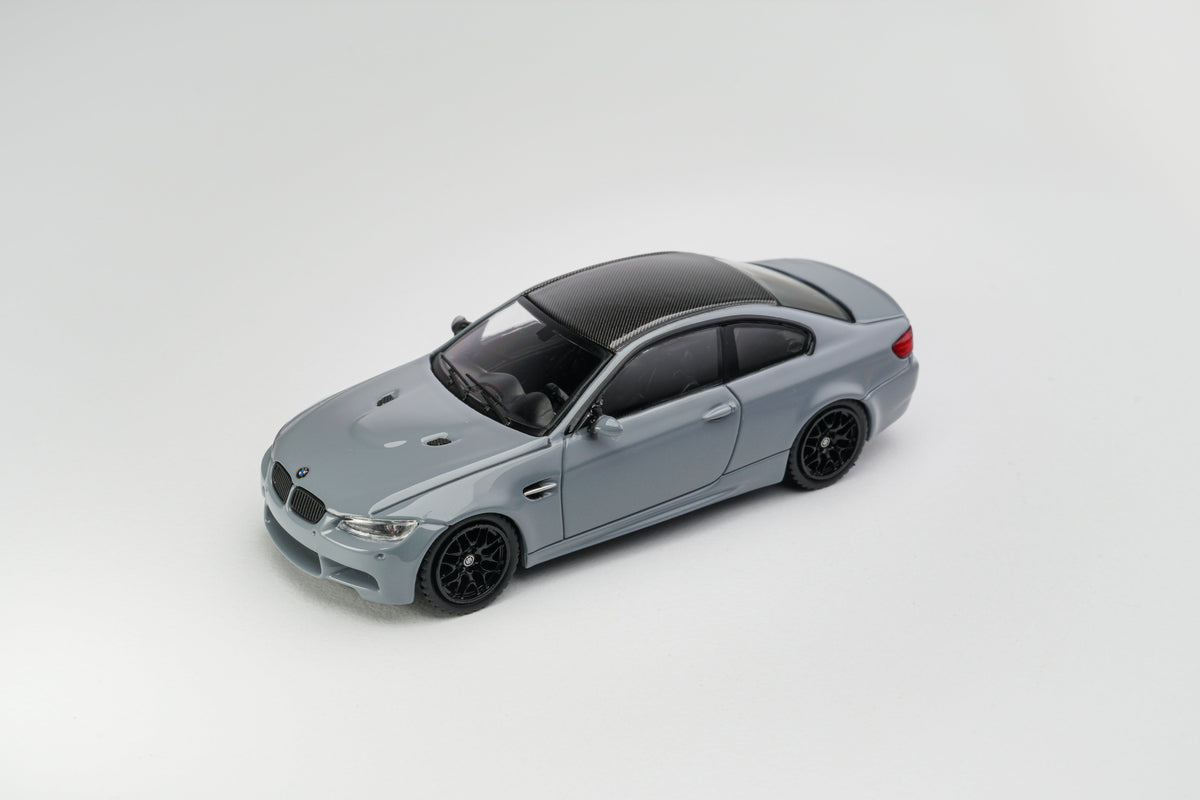 Fine Model 1:64 BMW M3 E92 (2 Colours)
