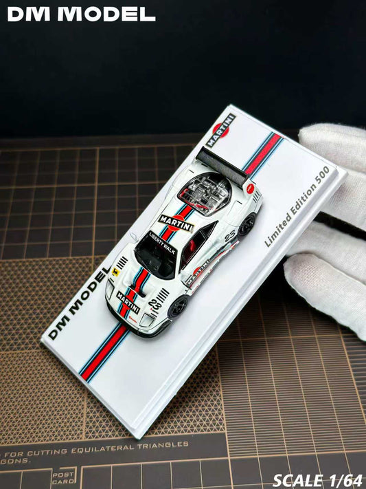[Preorder] DM Model 1:64 LBWK Ferrari F40 White (2 Versions)