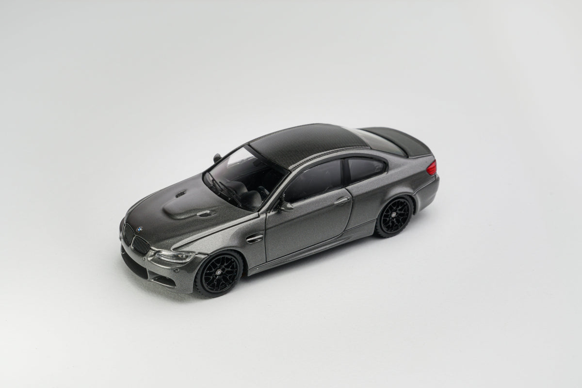 Fine Model 1:64 BMW M3 E92 (2 Colours)