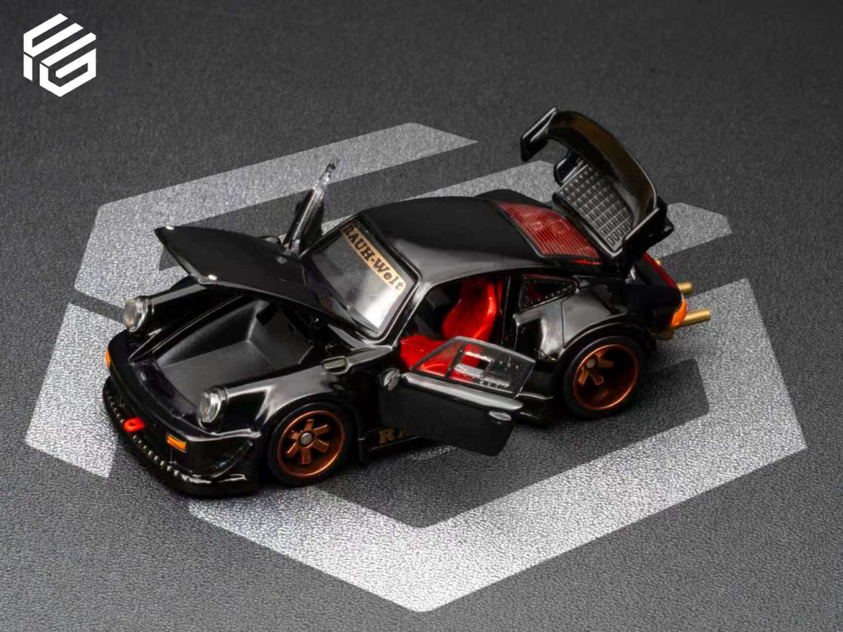 [Preorder] FG 1:64 RWB 930 Black