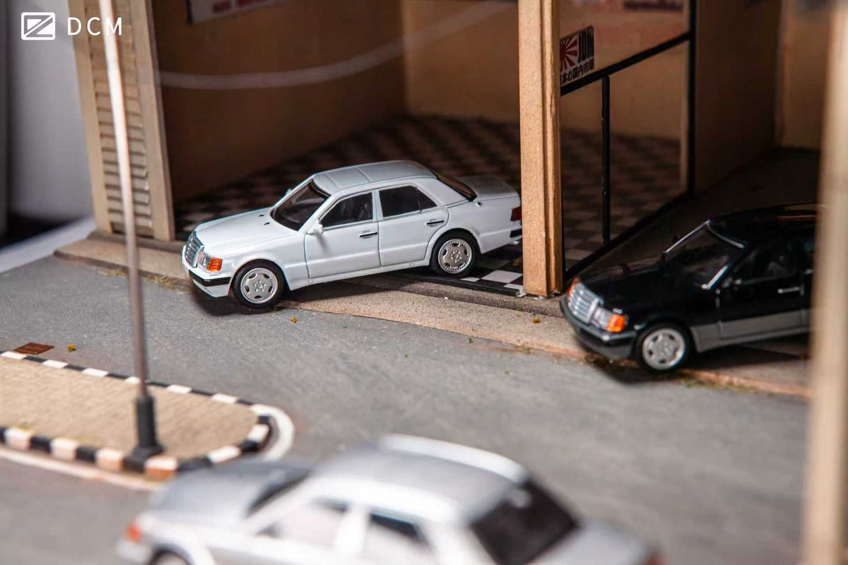 [Preorder] DCM 1:64 Mercedes Benz W124 500E (3 Colours)