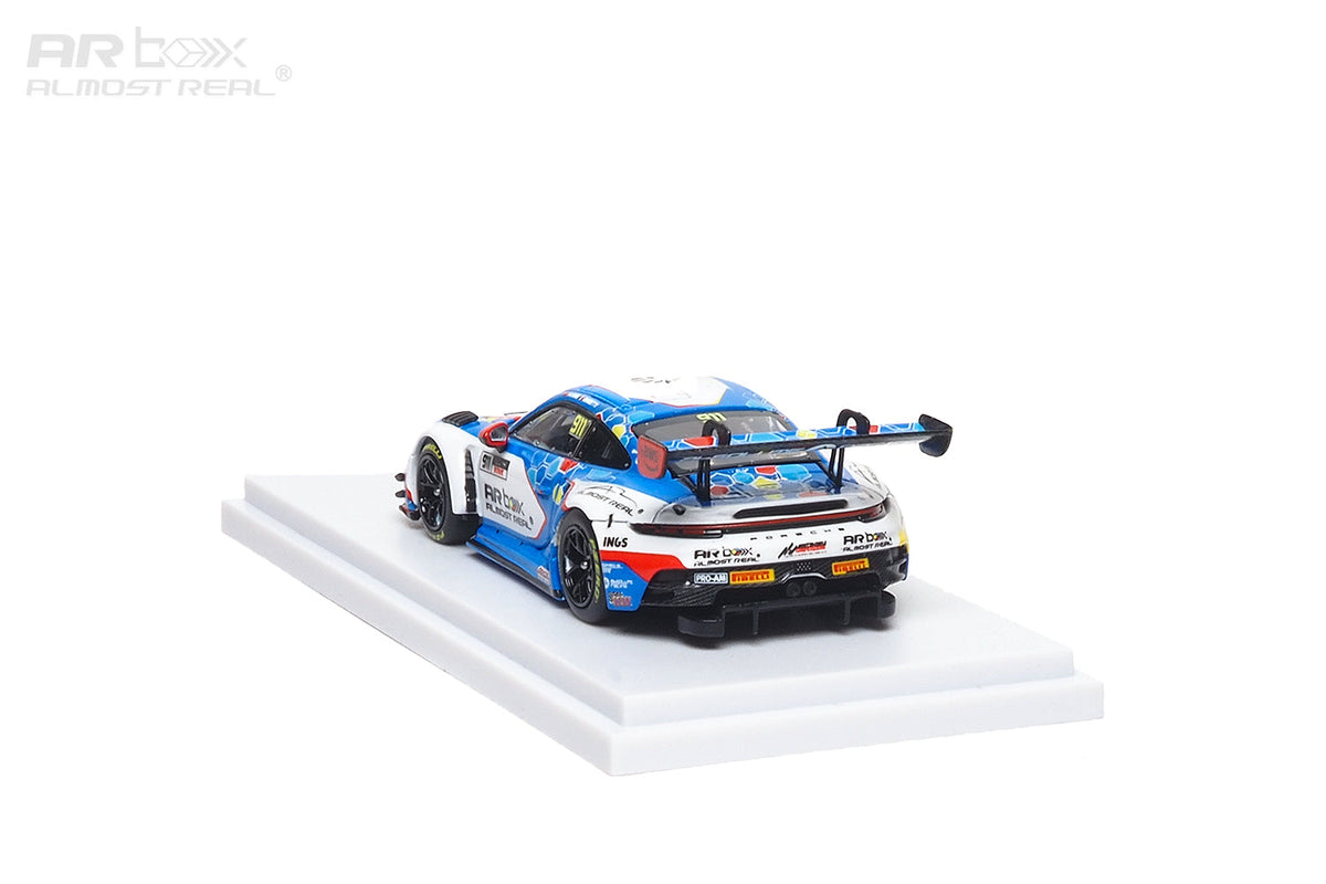 AR Box 1:64 Porsche 911 GT3 R - 2026 GT World Challenge Asia Sepang #911 Presentation Car 640004001