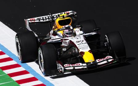 [Preorder] Spark 1:64 Visa Cash App Racing Bulls Formula One Team VCARB 03 Japanese GP 2026 (2 Variants)
