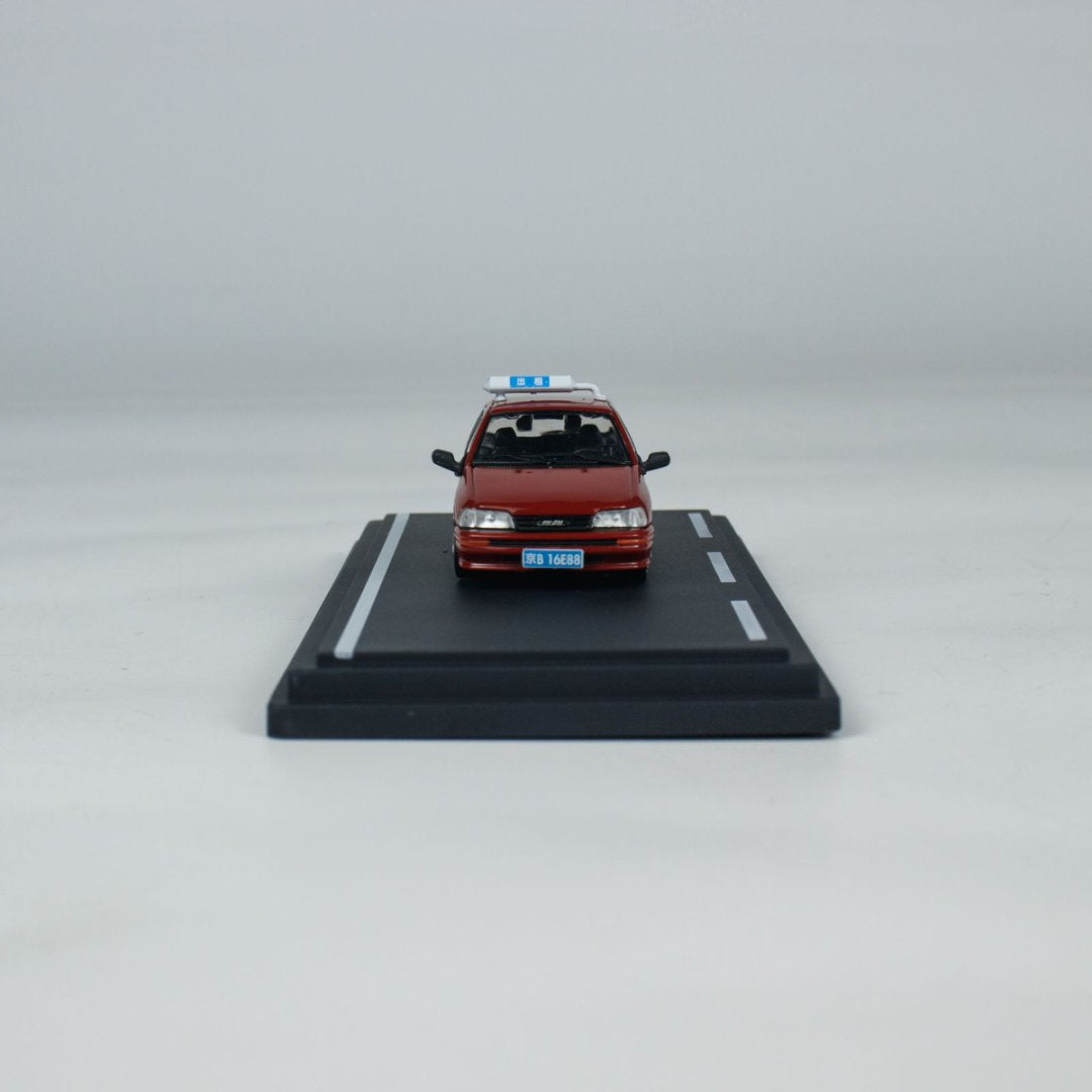 BM Creations 1:64 Daihasui Charade Beijing Taxi HEC 64B0445