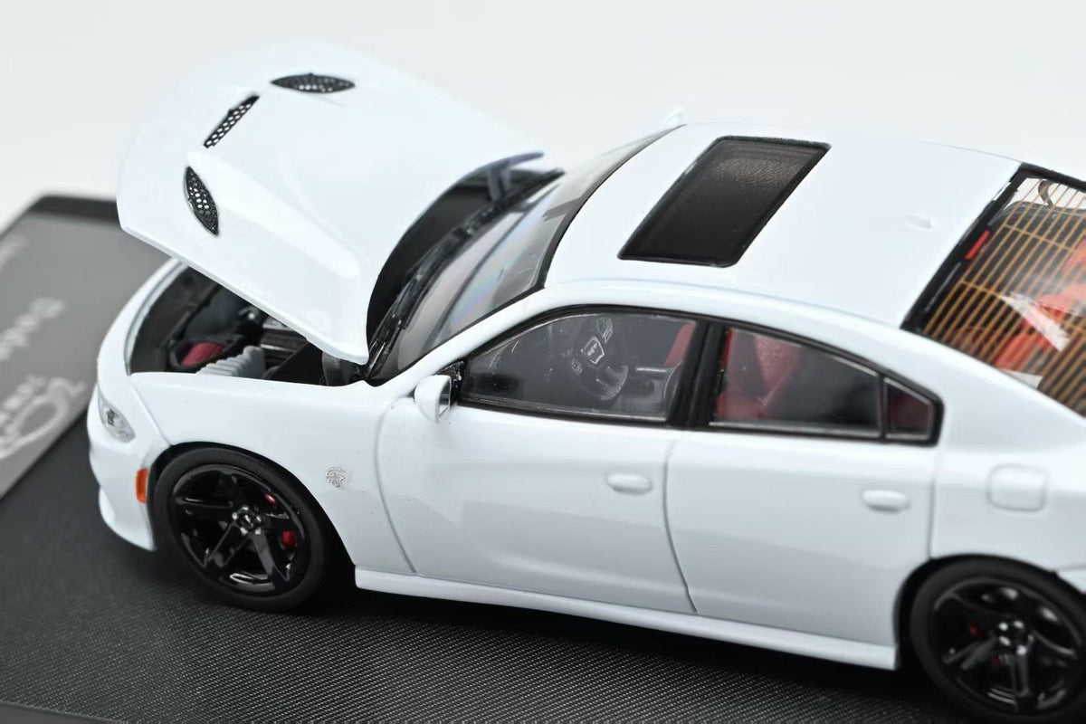 7CM Model 1:64 Dodge Charger SRT Hellcat (2 Colours)