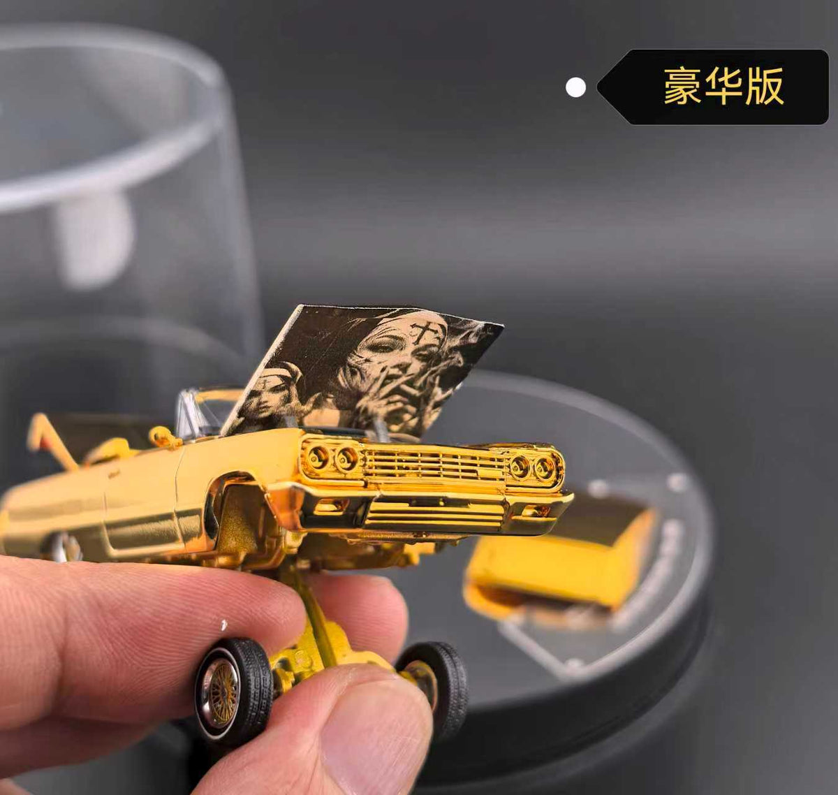 Fine Works 1:64 Chevrolet Impala West Coast Bouncing Cars (2 Versions)