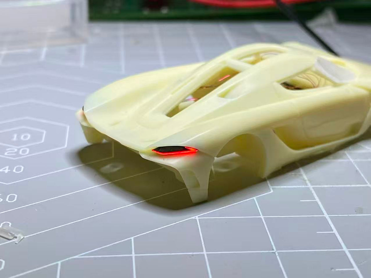 [Preorder] Guo x DS Creation 1:64 Koenigsegg Jesko Absolut (3 Versions)