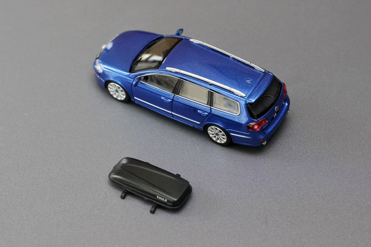 [Preorder] Volkswagen Dealer Edition 1:64 Volkswagen R36 Wagon Blue