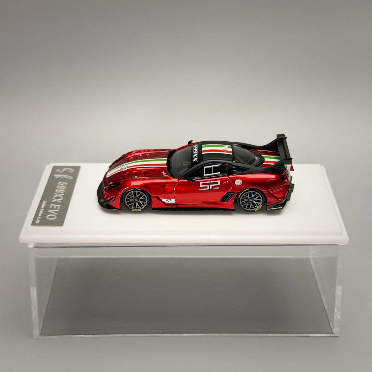 SK Model 1:64 Ferrari 599XX EVO (5 Colours)