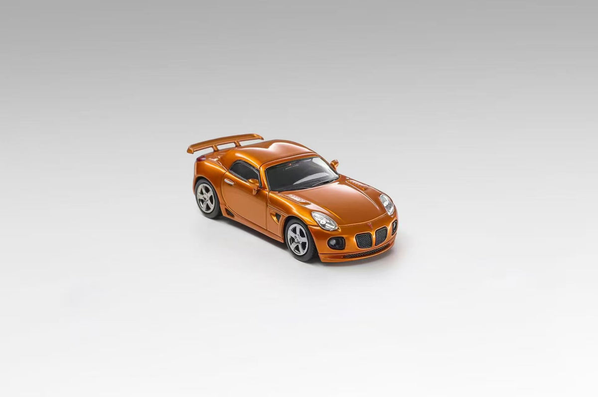 [Preorder] MK Miniatures 1:64 Solstice GXP Club Racer Pontiac Winter Solstice/Solstice (2 Colours)