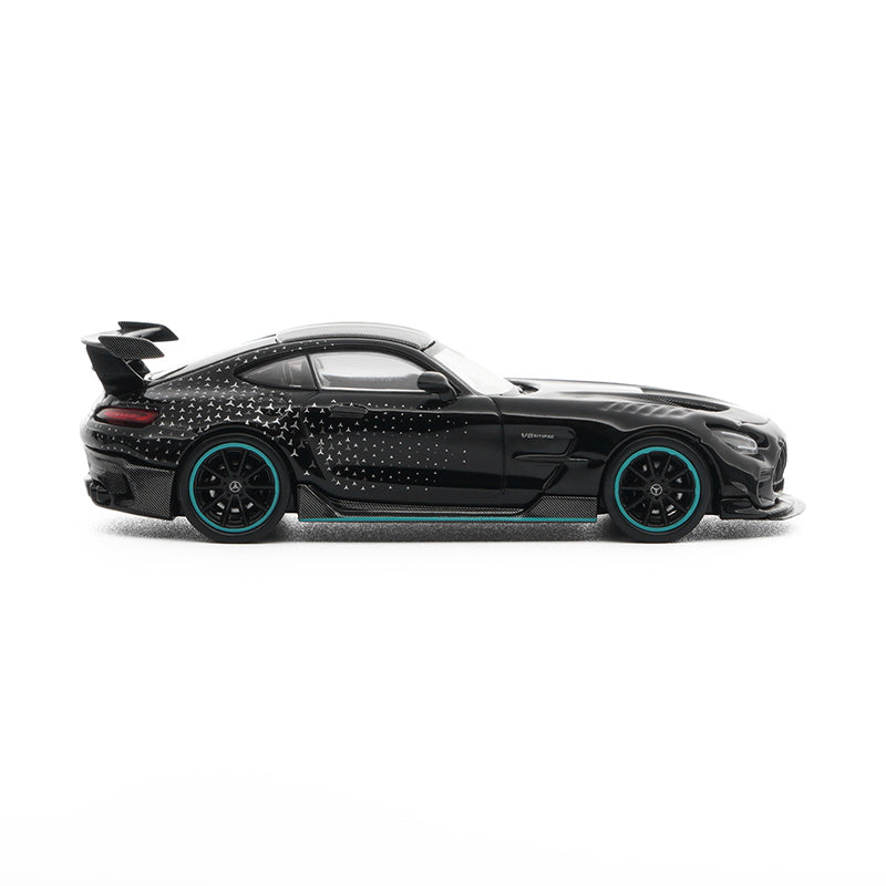 [Preorder] HappyCar 1:64 Mercedes AMG GTBlackSeries AMG-GT (2 versions) ME-04