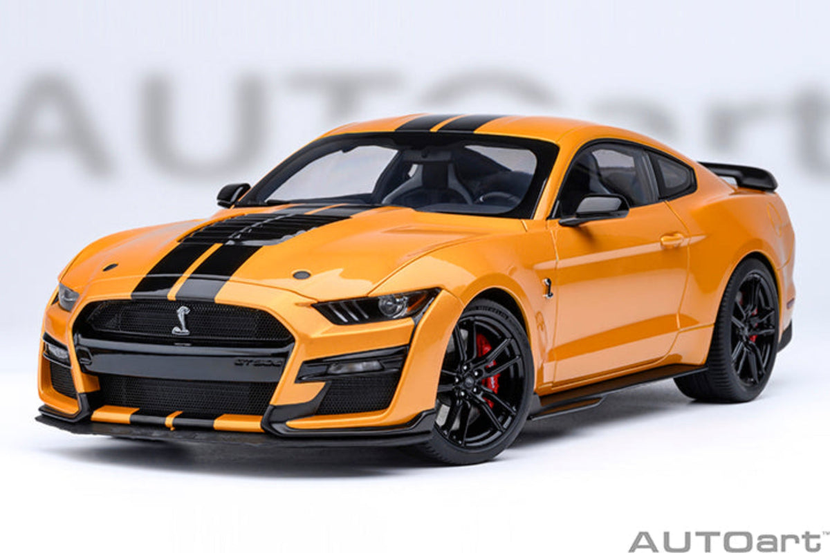 AUTOart 1:18 FORD MUSTANG SHELBY GT500 - Cyber Orange 73099
