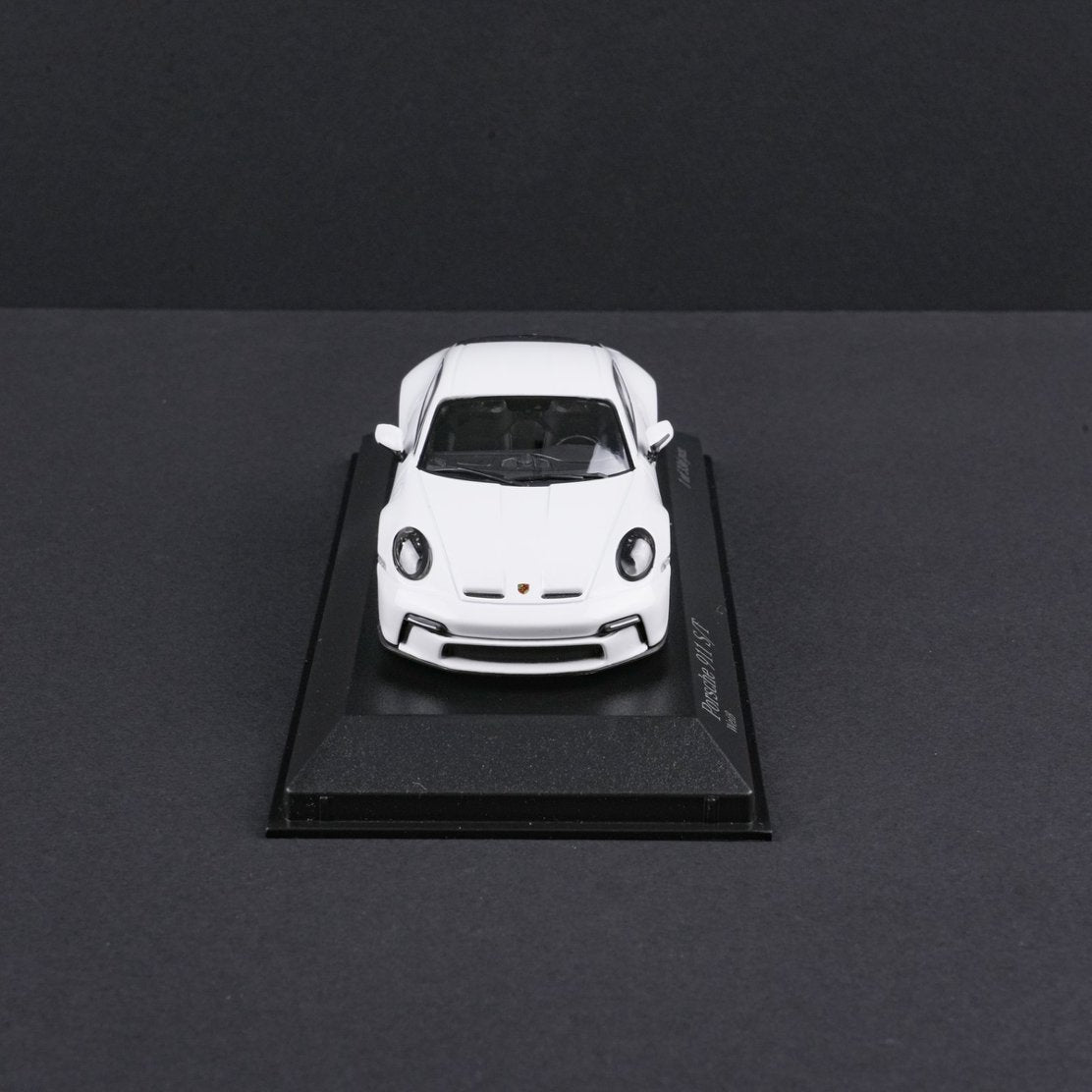 MINICHAMPS 1:43 PORSCHE 911(992) S/T -2023-WHITE 410063020