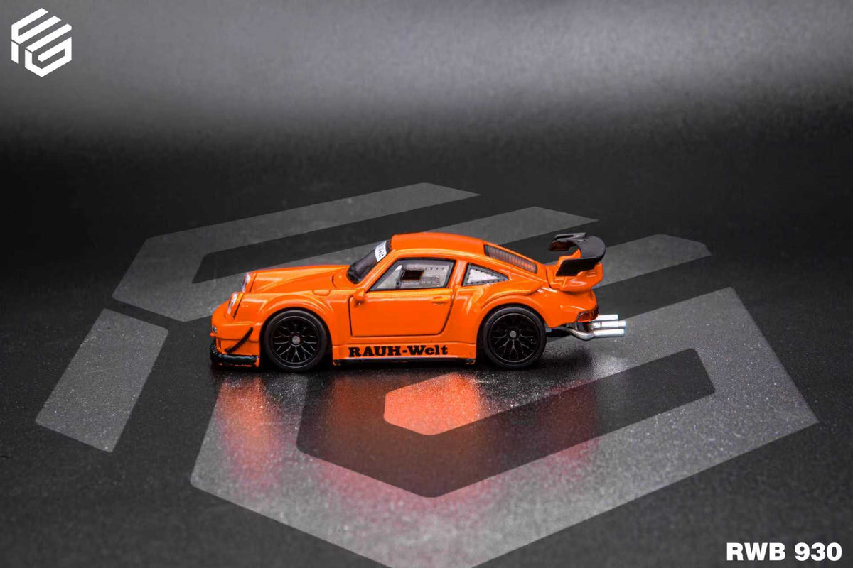 TPC 1:64 Porsche RWB930 Metallic Orange