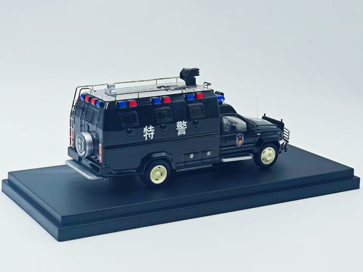 The Art of Model 1:64 Ford F550 super duty Black Police Livery