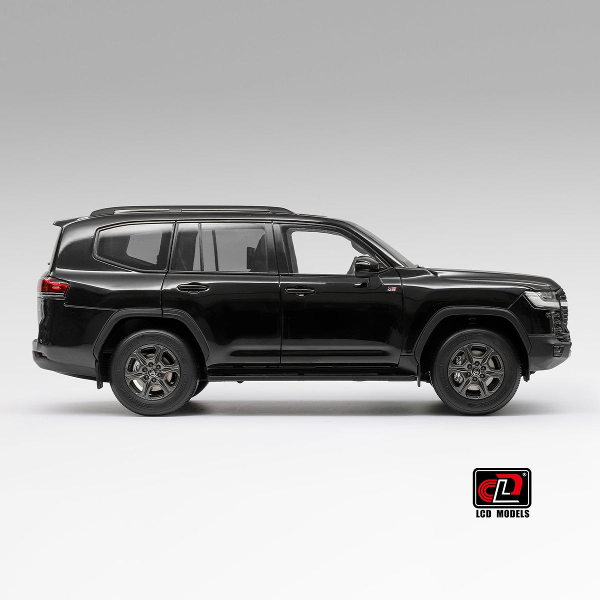 [Preorder] LCD 1:18 Toyota Land Cruiser LC300-GR Sport (4 Colours) LCD18013