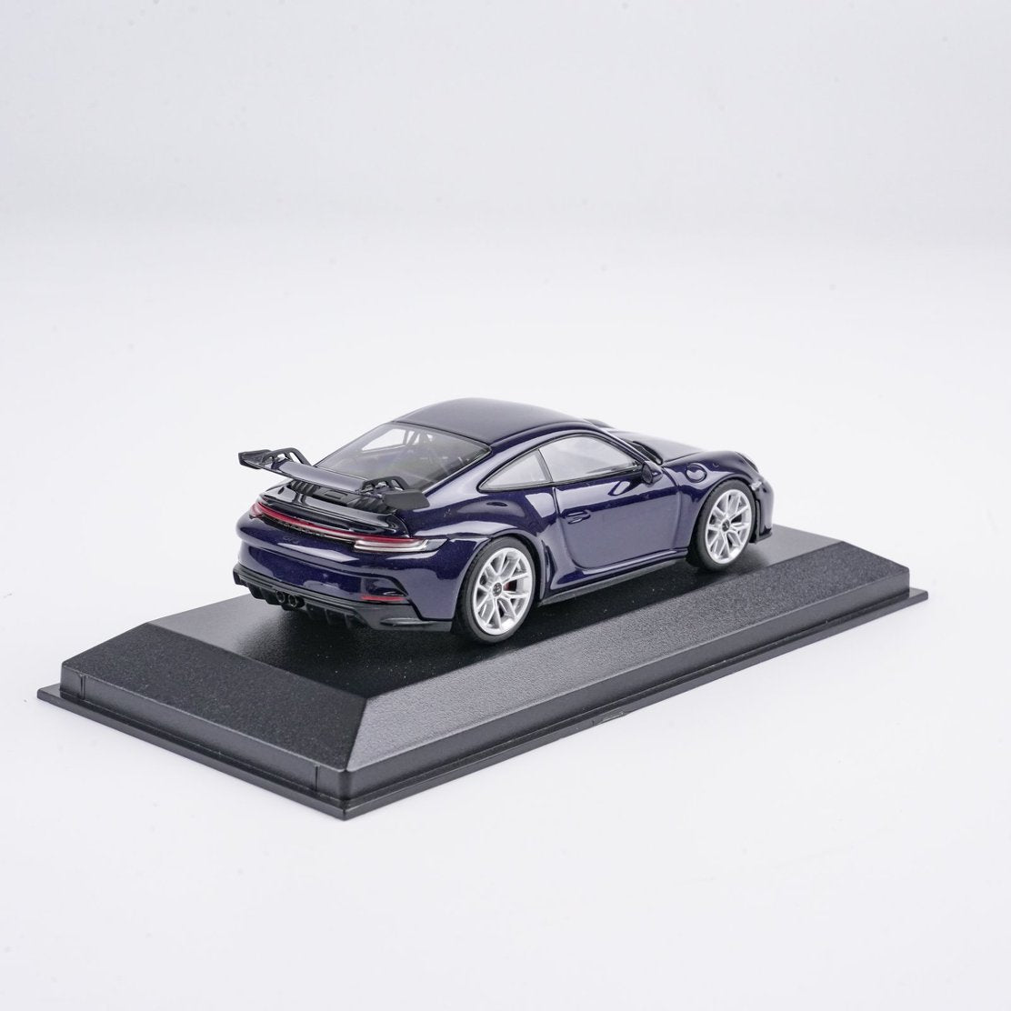 MINICHAMPS 1:43 PORSCHE 911(992) GT3 2021- BLUE METALLIC  410069208