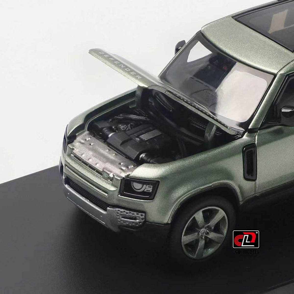 [Preorder] LCD 1:64 Land Rover Defender 90 (3 Colours) LCD64047-BL/ LCD64047-BU/ LCD64047-GR