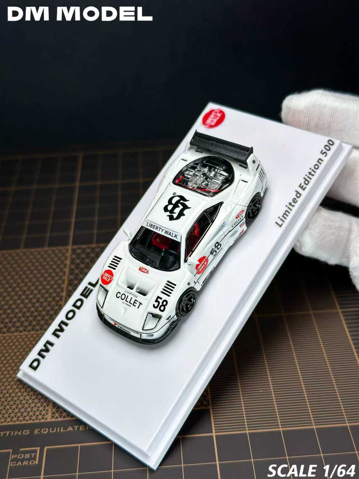 [Preorder] DM Model 1:64 LBWK Ferrari F40 White (2 Versions)