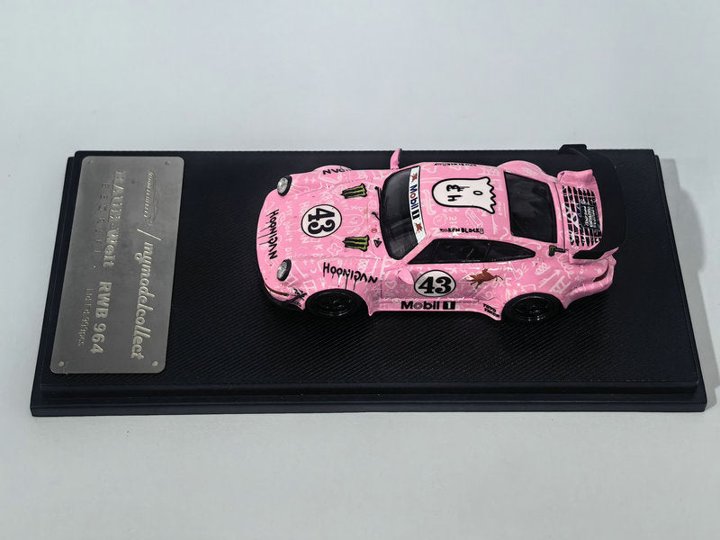 [Preorder] Model Collect 1:64 RWB964 GT Wing boo!nigan Magic Eye Green/Pink