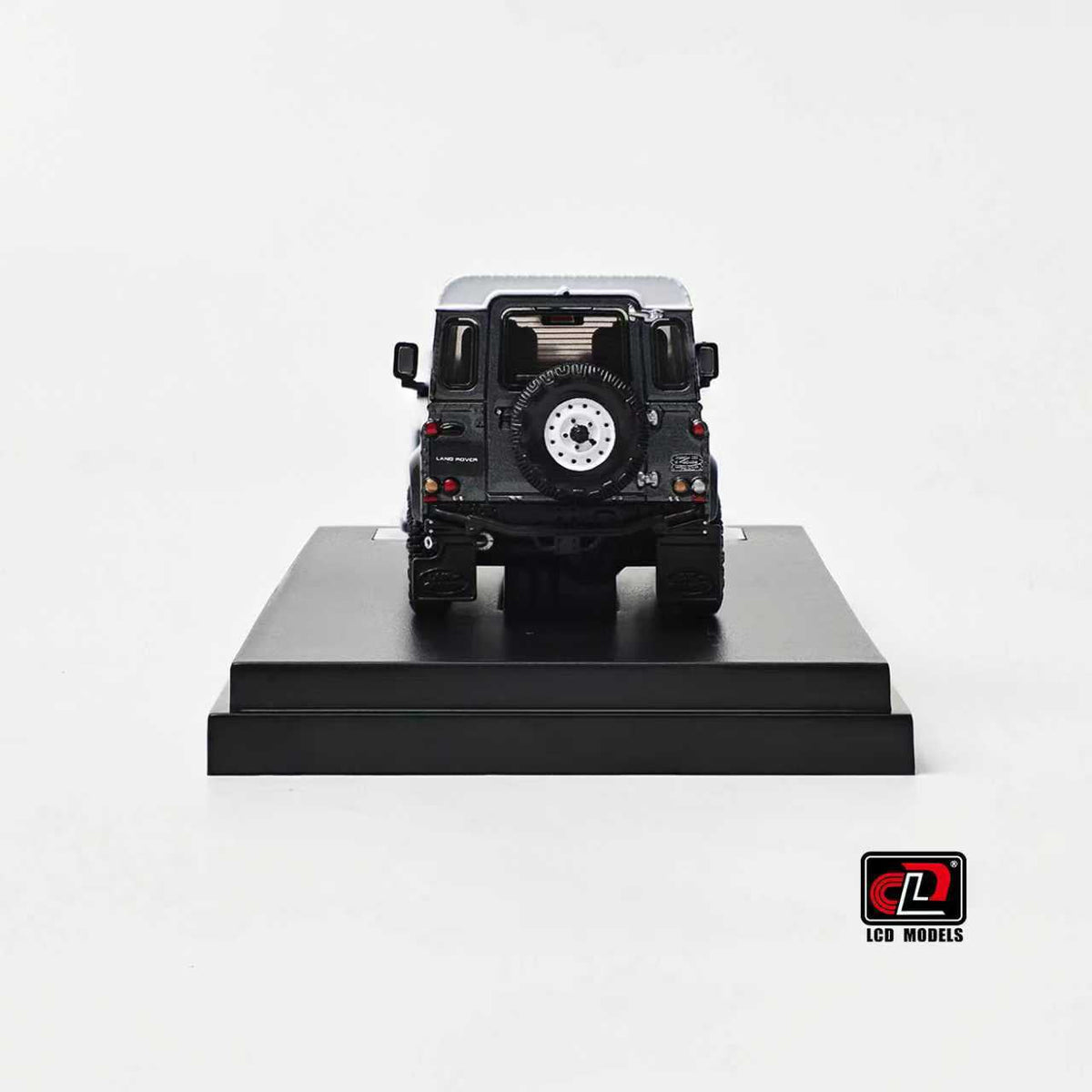 LCD 1:64 Land Rover Defender 90 V8 (3 Colours) LCD64016-BU/GR/GE