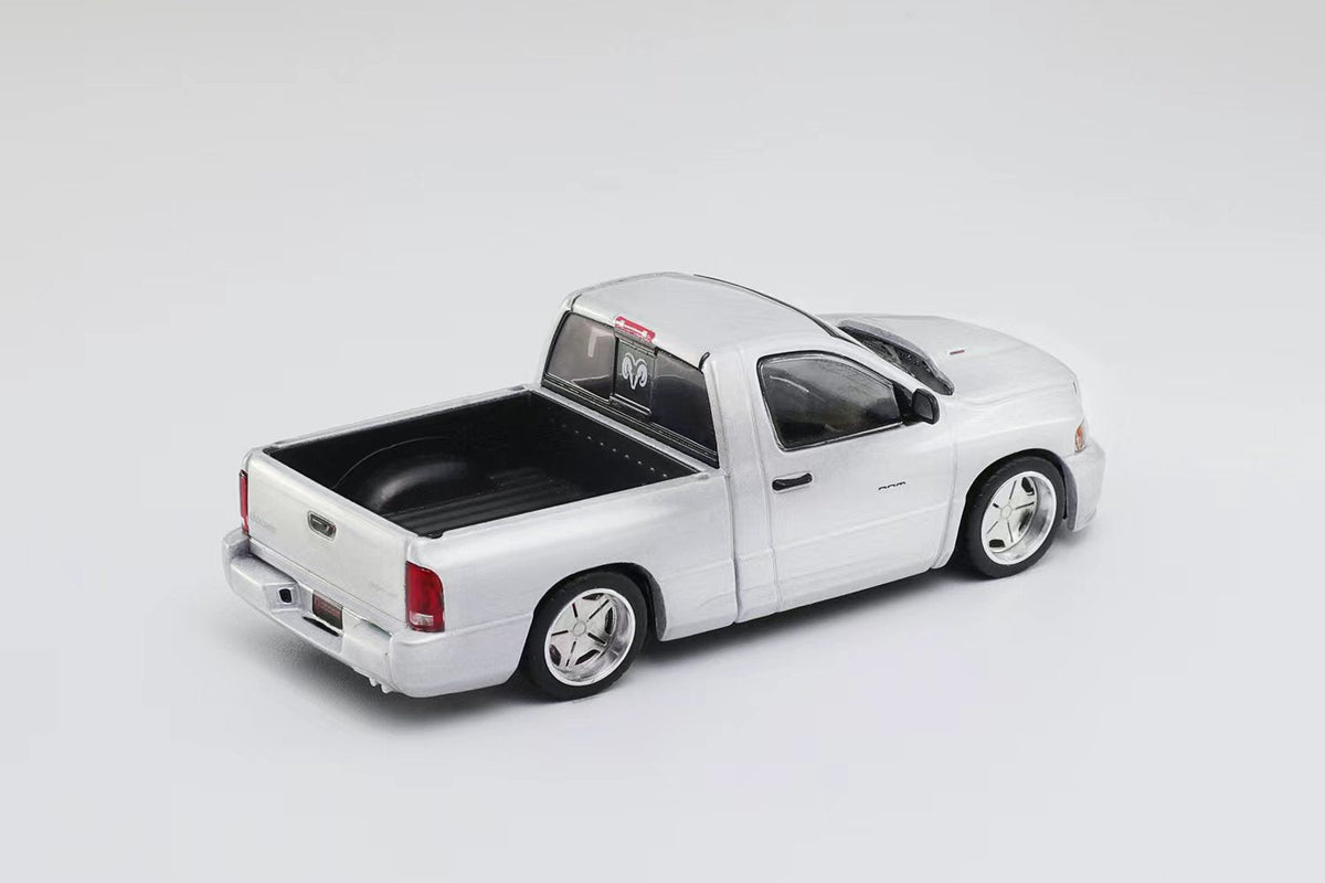 SHOOM64 1:64 Dodge 2003 RAM SRT-10 Silver (LHD) SHOOM-103-004