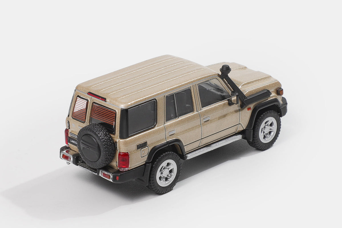 GCD 1:64 Toyota LC70 (5 Colour)