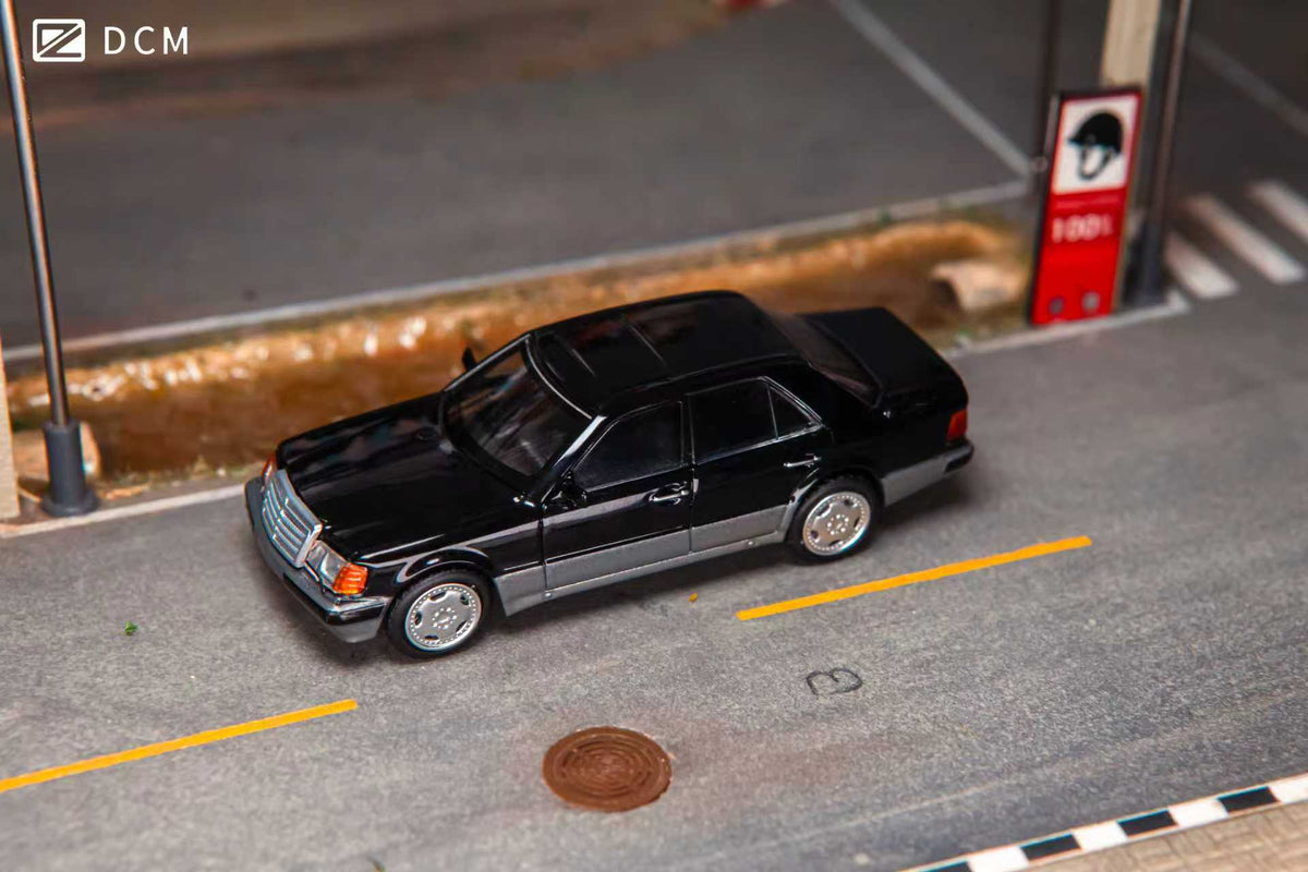 [Preorder] DCM 1:64 Mercedes Benz W124 500E (3 Colours)