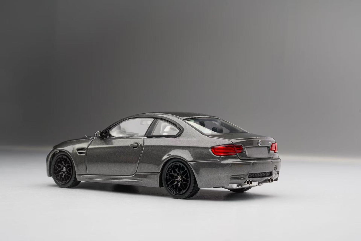 Fine Model 1:64 BMW M3 E92 (2 Colours)