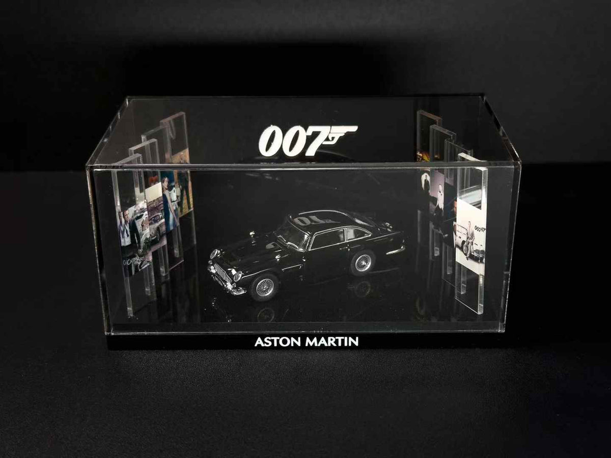 [Preorder] 007 1:64 Aston Martin DB5 With scene poster and gift box (10 Versions)