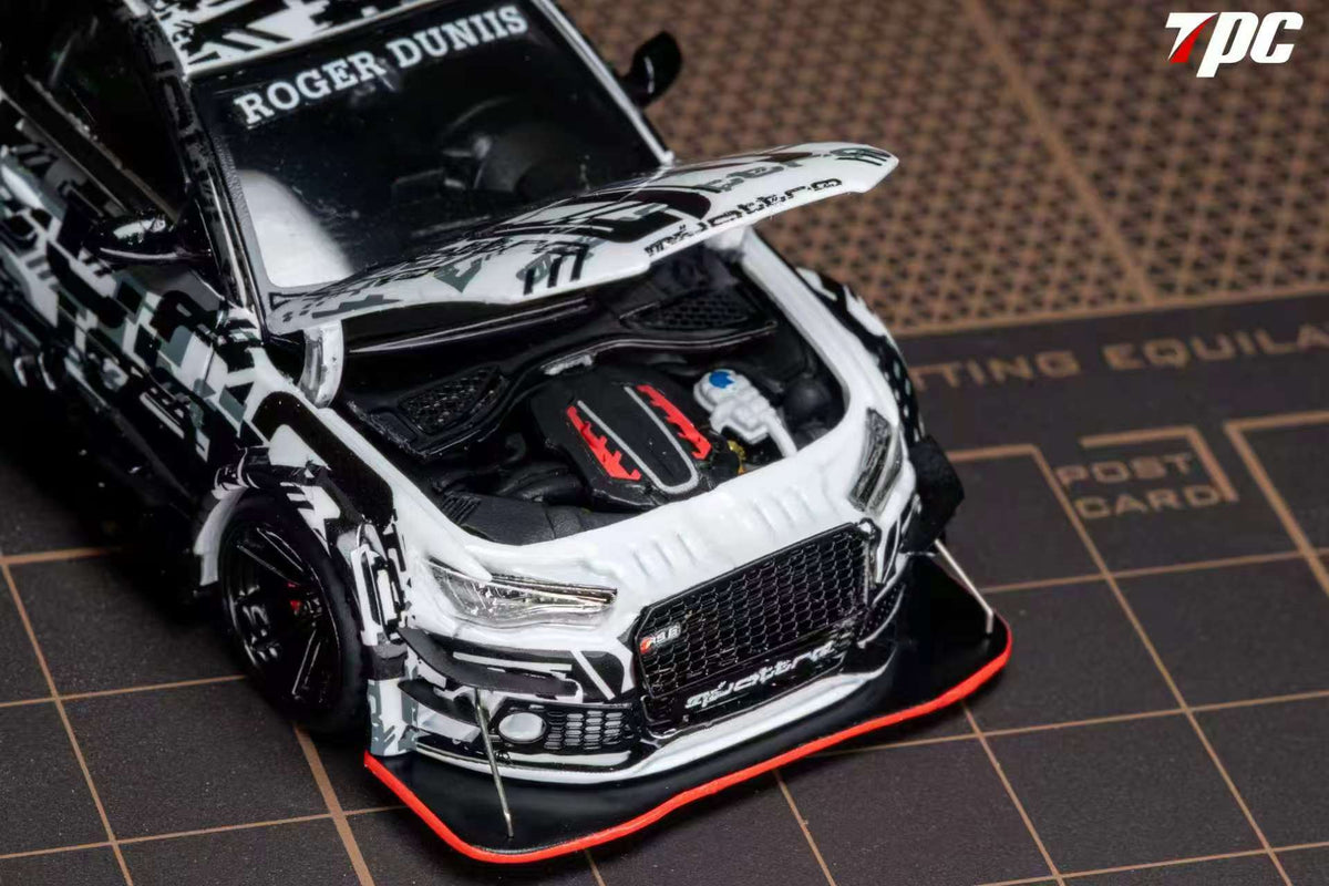 [Preorder] TPC 1:64 Audi RS6 Snow Version (2 Colours)