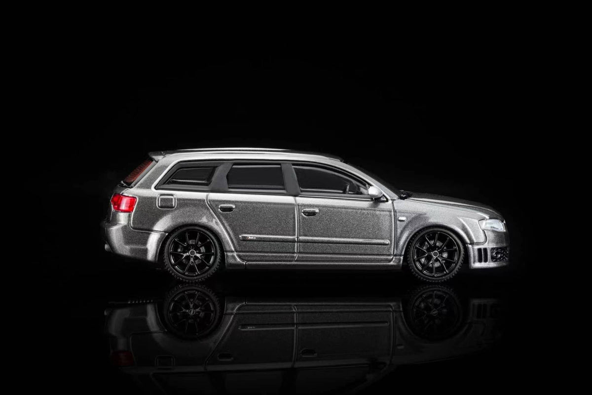 [Preorder] MOTORHELIX 1:64 Audi RS4 (B7) 2005 (3 Colours) M68307 / M68308 / M68311