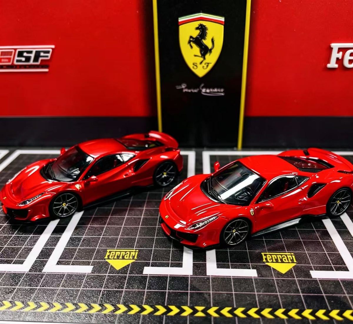 [Preorder] HG Model 1:64 488 Pista Coupe (2 Colours)