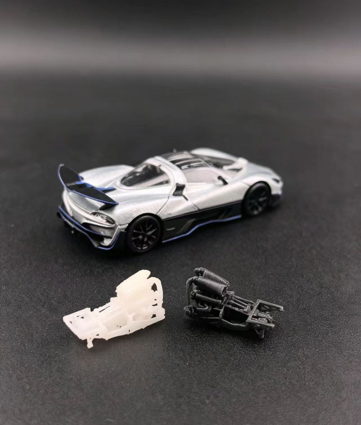 [Preorder] Fine Works64 1:64 SSC Tuatara Striker Metallic Red