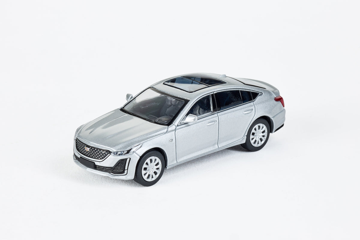 Massdi 1:64 Cadillac CT5 Silver CD1104